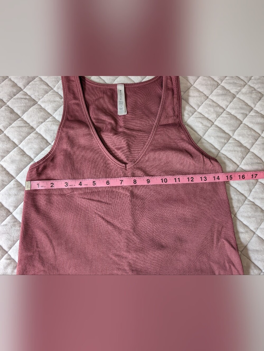 Athleta Ribbed V Neck Tank, Rose Pink, Size Medium - Picture 4 of 7